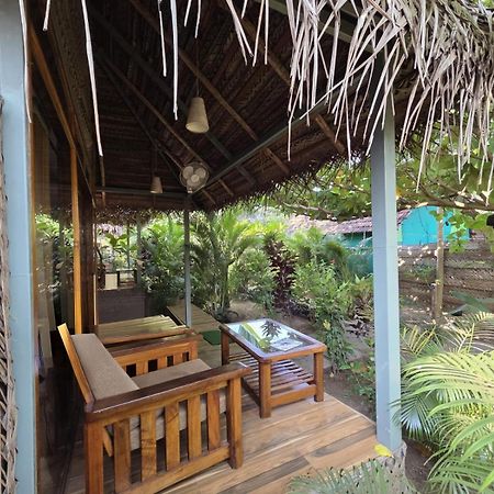 The Coast Beach Resort Agonda Kültér fotó